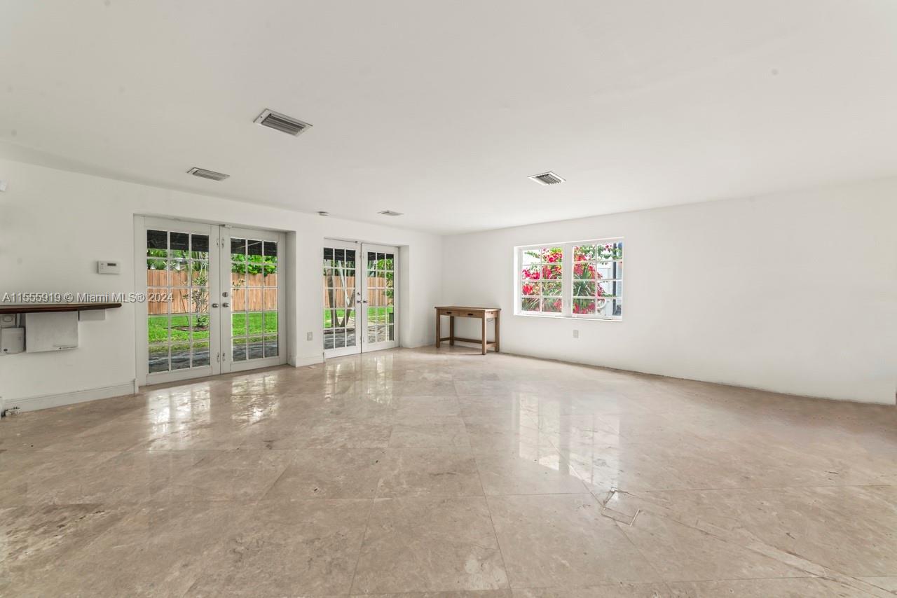 5968 NE 6th Ct, Miami, Florida 33137, 3 Bedrooms Bedrooms, ,4 BathroomsBathrooms,Residentiallease,For Rent,5968 NE 6th Ct,A11555919