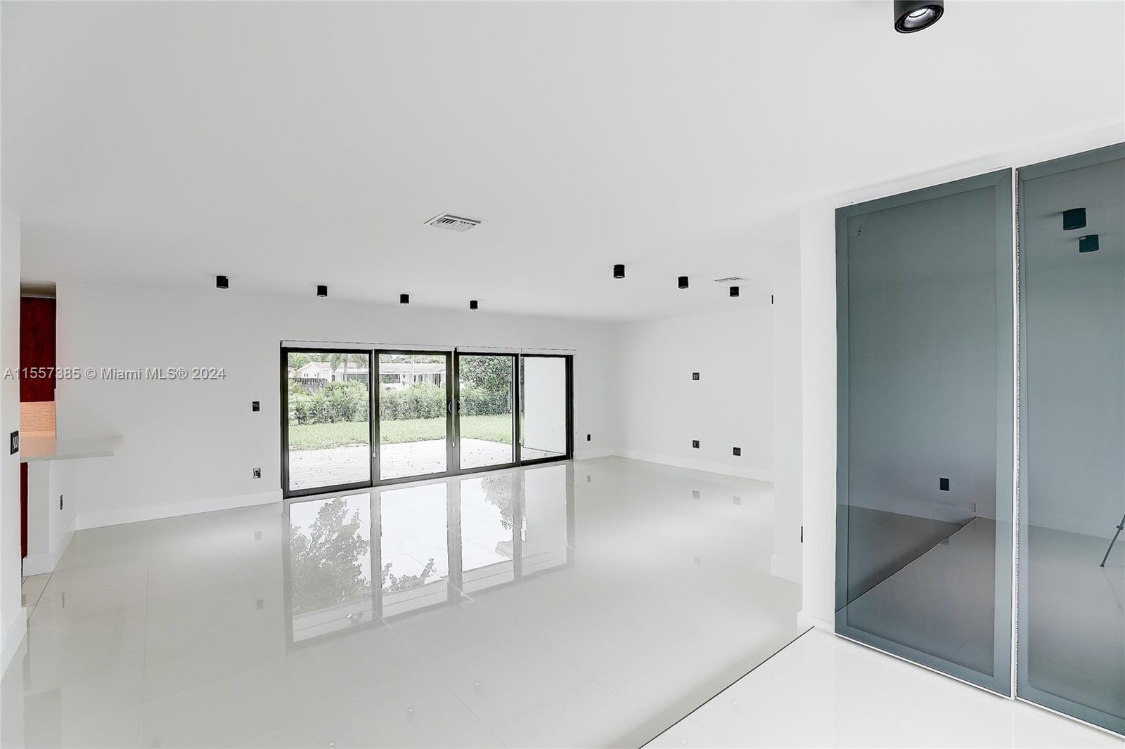 2311 NE 193rd St, Miami, Florida 33180, 4 Bedrooms Bedrooms, ,2 BathroomsBathrooms,Residential,For Sale,2311 NE 193rd St,A11557385