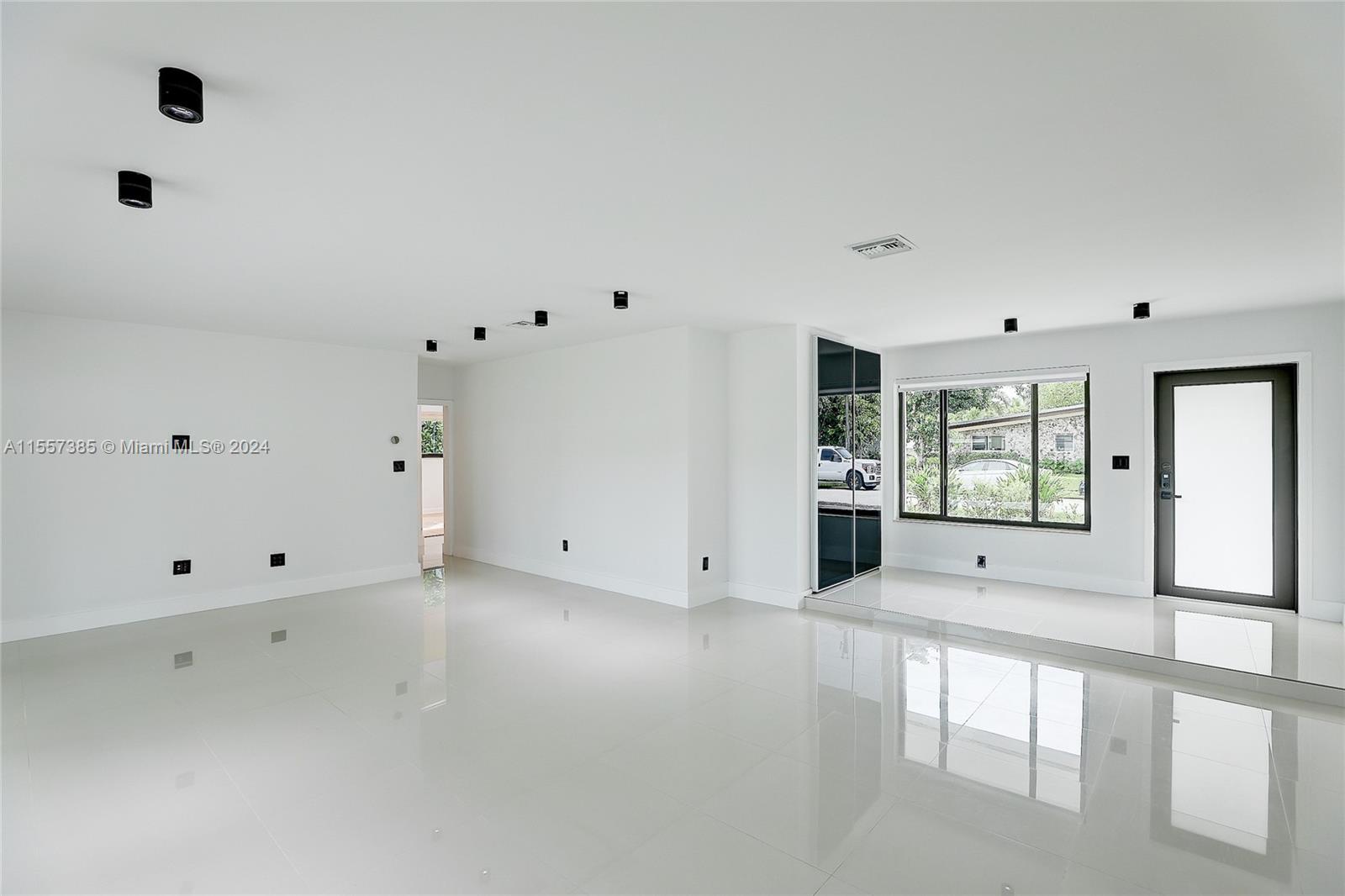 2311 NE 193rd St, Miami, Florida 33180, 4 Bedrooms Bedrooms, ,2 BathroomsBathrooms,Residential,For Sale,2311 NE 193rd St,A11557385