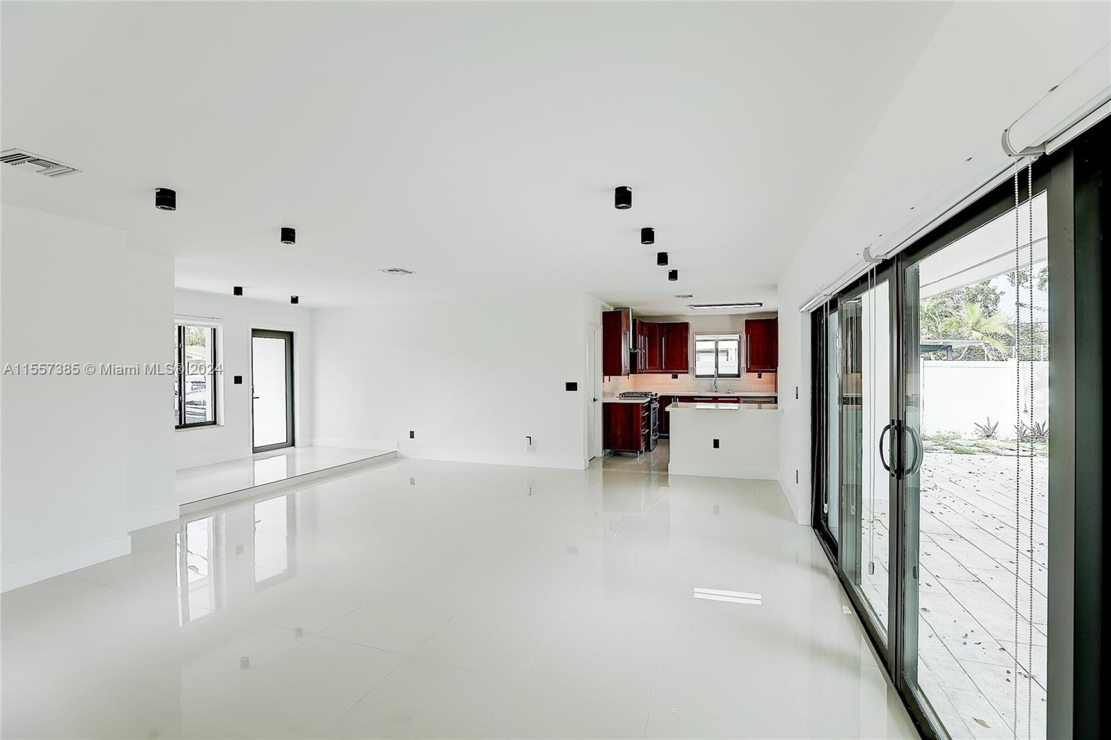 2311 NE 193rd St, Miami, Florida 33180, 4 Bedrooms Bedrooms, ,2 BathroomsBathrooms,Residential,For Sale,2311 NE 193rd St,A11557385