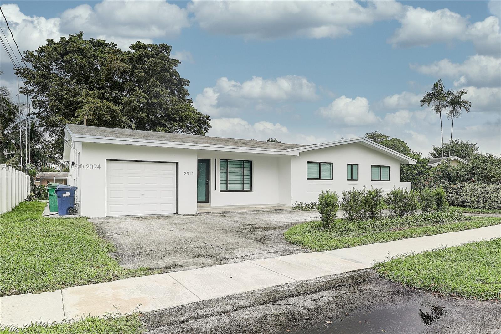 2311 NE 193rd St, Miami, Florida 33180, 4 Bedrooms Bedrooms, ,2 BathroomsBathrooms,Residential,For Sale,2311 NE 193rd St,A11557385