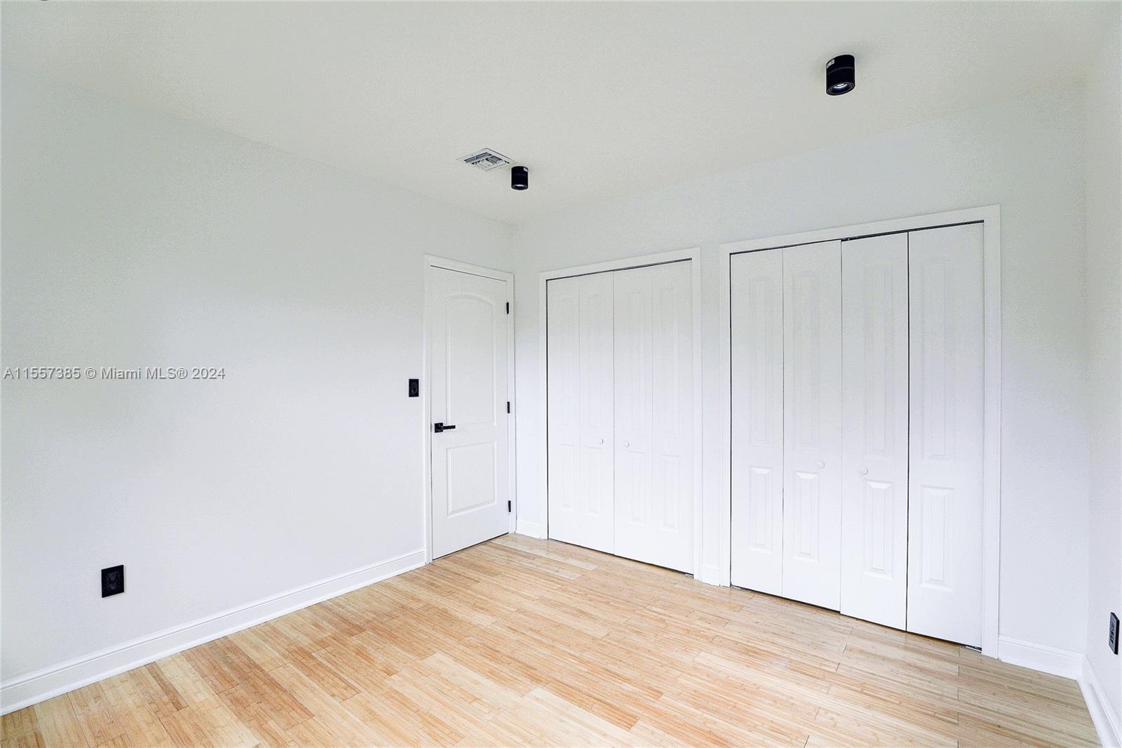 2311 NE 193rd St, Miami, Florida 33180, 4 Bedrooms Bedrooms, ,2 BathroomsBathrooms,Residential,For Sale,2311 NE 193rd St,A11557385