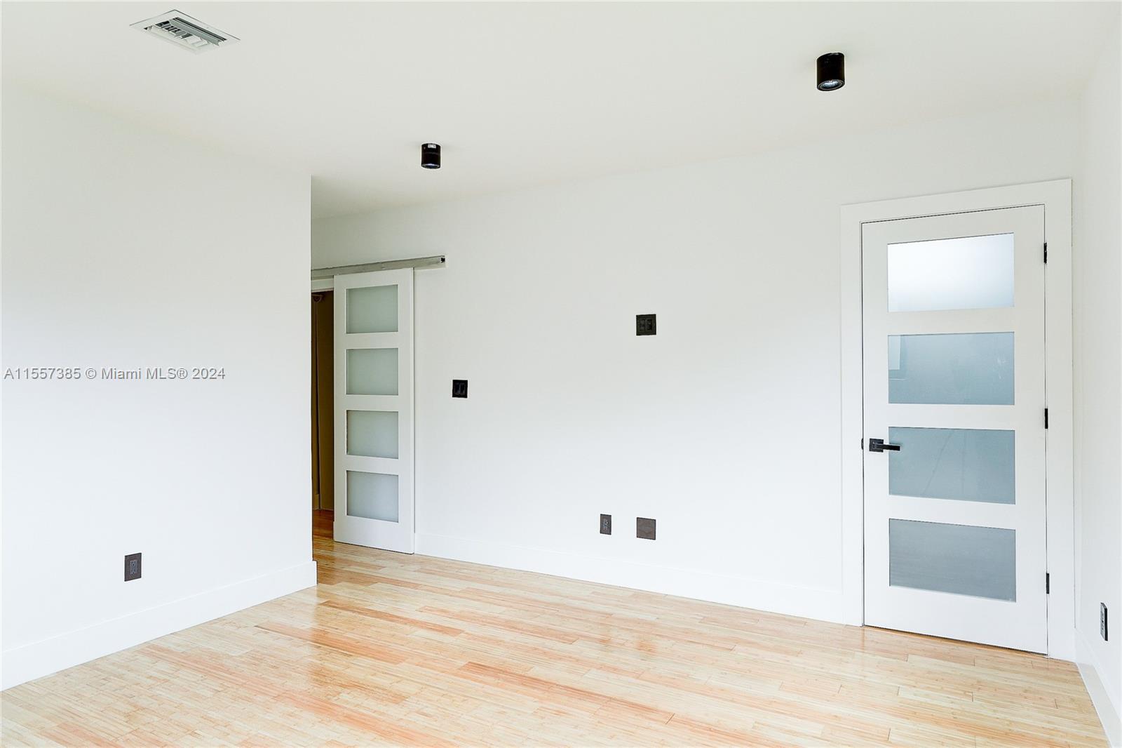 2311 NE 193rd St, Miami, Florida 33180, 4 Bedrooms Bedrooms, ,2 BathroomsBathrooms,Residential,For Sale,2311 NE 193rd St,A11557385