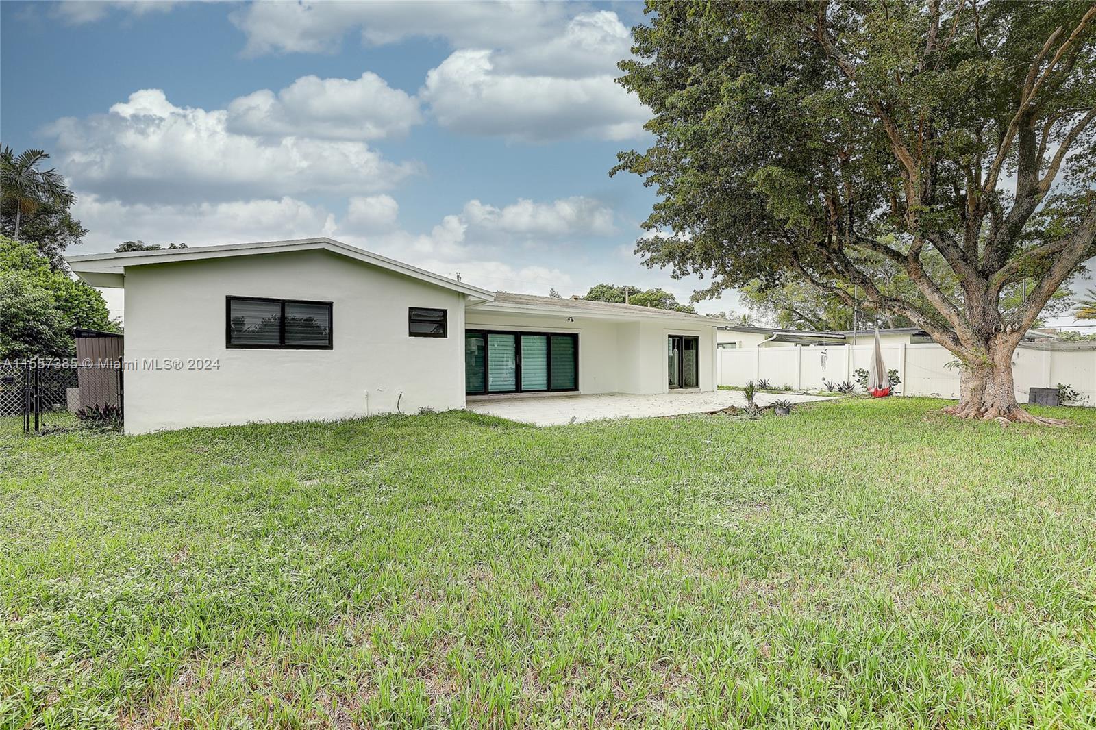 2311 NE 193rd St, Miami, Florida 33180, 4 Bedrooms Bedrooms, ,2 BathroomsBathrooms,Residential,For Sale,2311 NE 193rd St,A11557385