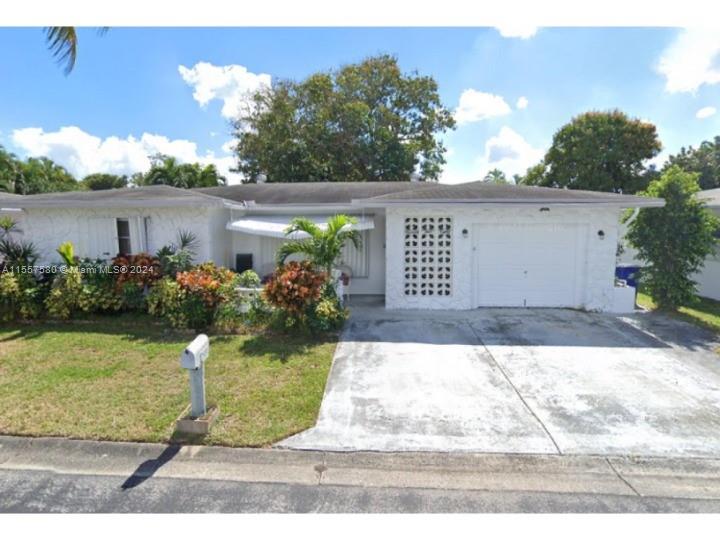 7480 NW 6th Ct  For Sale A11557580, FL