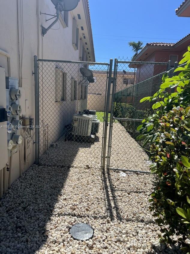 2590 NW 14th St, Miami, Florida 33125, ,Commercialsale,For Sale,2590 NW 14th St,A11557636