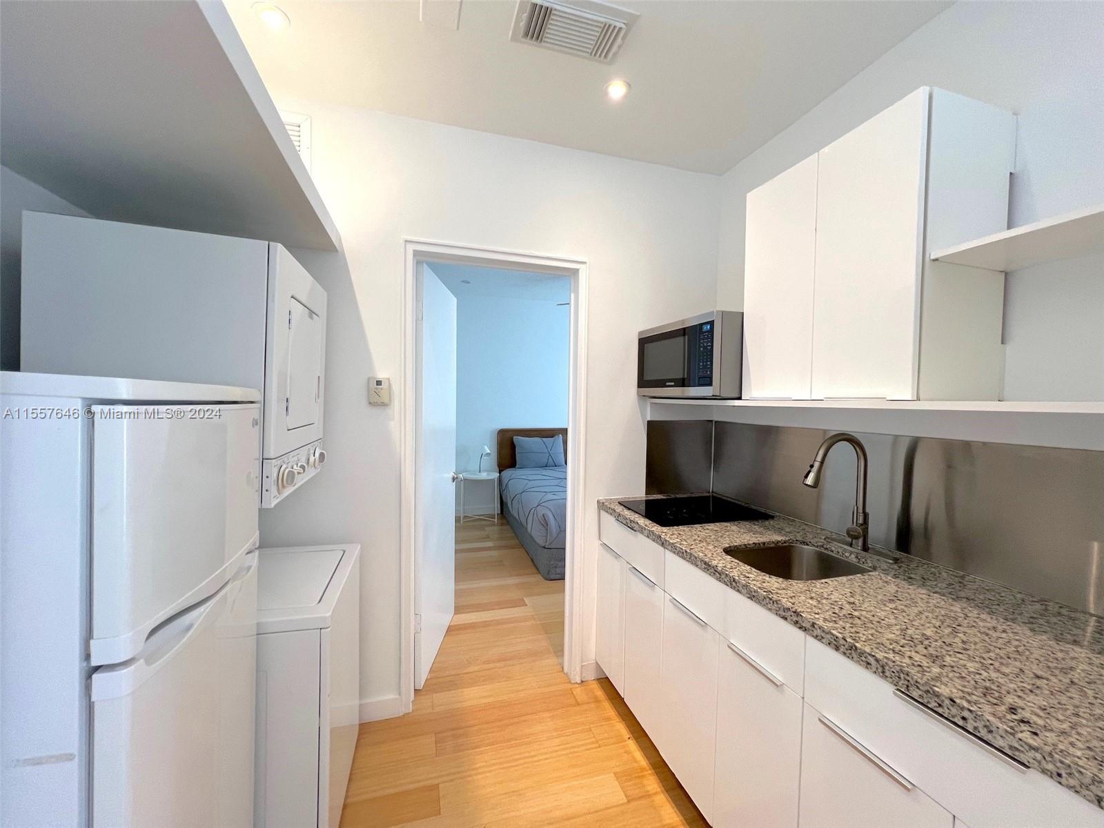 1555 Pennsylvania Ave 205, Miami Beach, Florida 33139, 1 Bedroom Bedrooms, ,1 BathroomBathrooms,Residentiallease,For Rent,1555 Pennsylvania Ave 205,A11557646