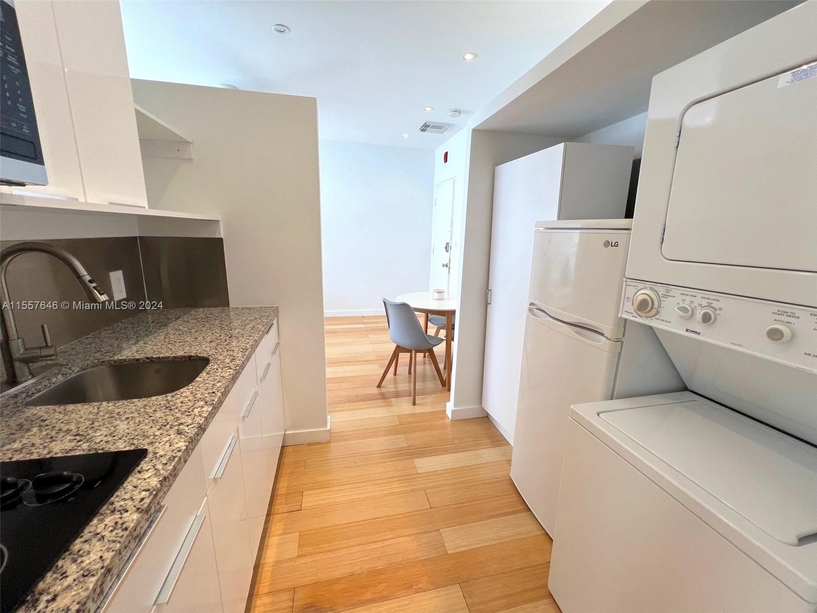 1555 Pennsylvania Ave 205, Miami Beach, Florida 33139, 1 Bedroom Bedrooms, ,1 BathroomBathrooms,Residentiallease,For Rent,1555 Pennsylvania Ave 205,A11557646