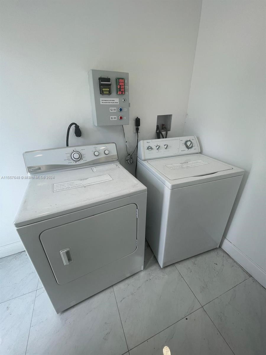 625 S 20th Ave 3, Hollywood, Florida 33020, ,1 BathroomBathrooms,Residentiallease,For Rent,625 S 20th Ave 3,A11557648