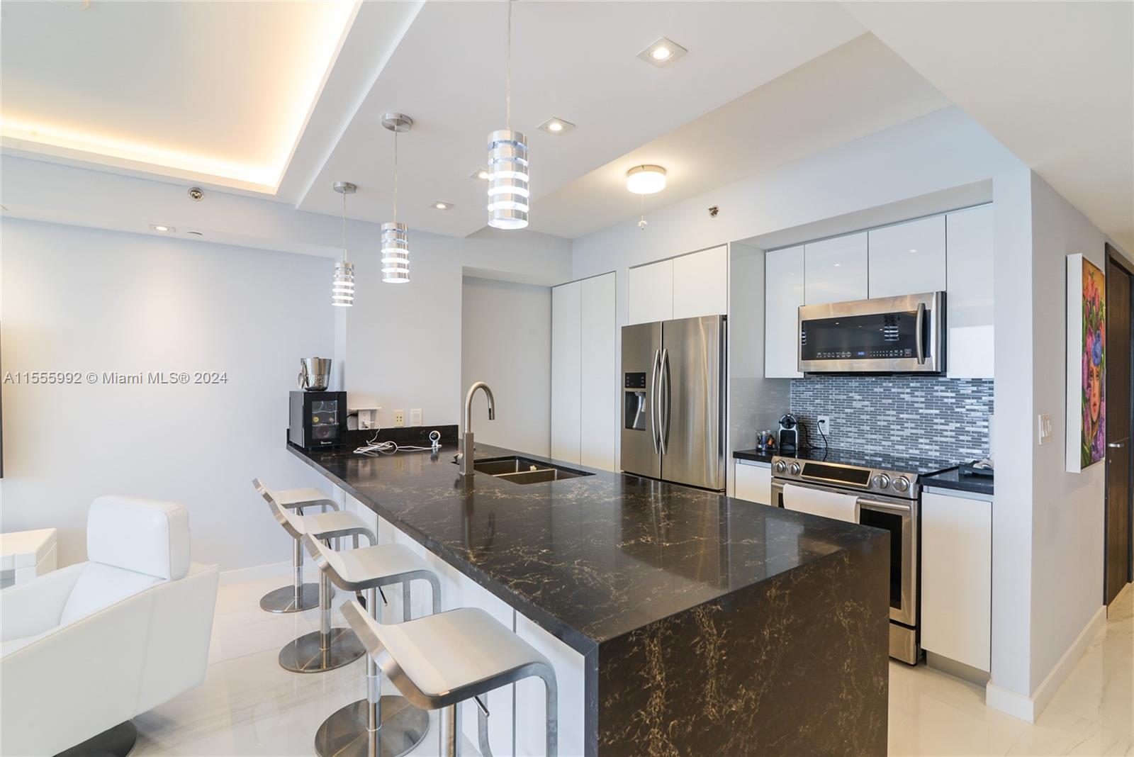 1830 S Ocean Dr 4512, Hallandale Beach, Florida 33009, 1 Bedroom Bedrooms, ,1 BathroomBathrooms,Residential,For Sale,1830 S Ocean Dr 4512,A11555992