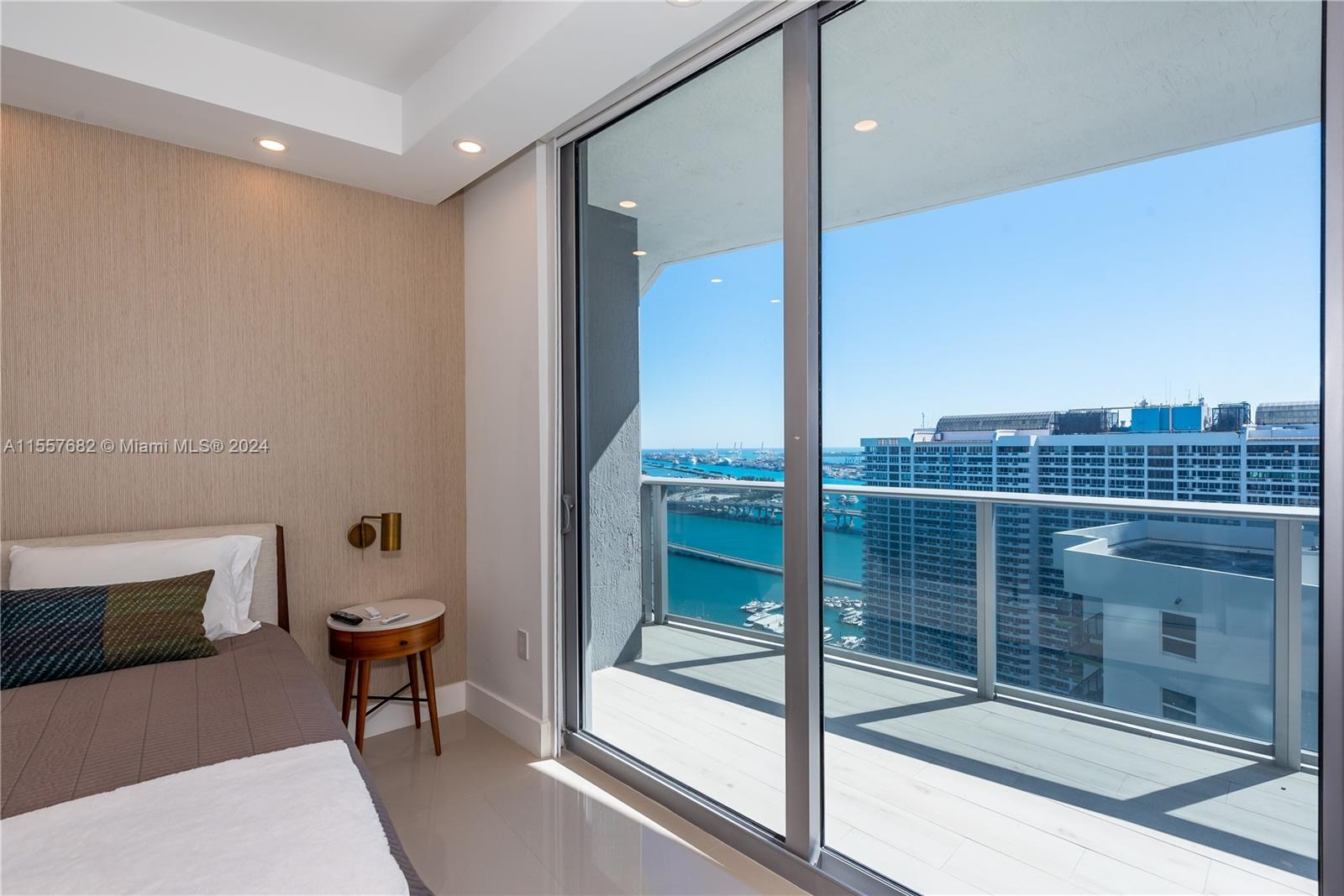 488 NE 18th St 3610, Miami, Florida 33132, 3 Bedrooms Bedrooms, ,3 BathroomsBathrooms,Residentiallease,For Rent,488 NE 18th St 3610,A11557682