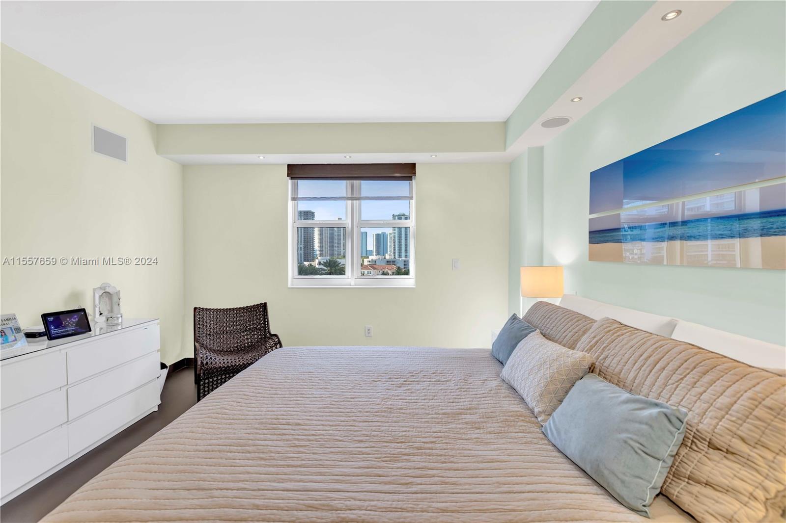 20000 E Country Club Dr 611, Aventura, Florida 33180, 3 Bedrooms Bedrooms, ,3 BathroomsBathrooms,Residential,For Sale,20000 E Country Club Dr 611,A11557659