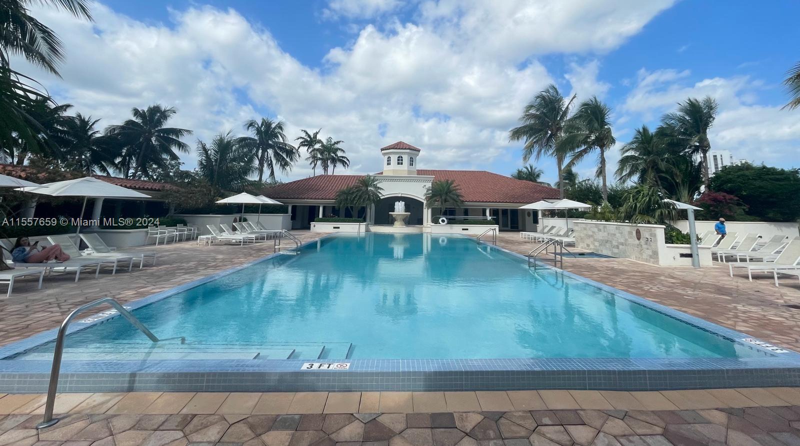 20000 E Country Club Dr 611, Aventura, Florida 33180, 3 Bedrooms Bedrooms, ,3 BathroomsBathrooms,Residential,For Sale,20000 E Country Club Dr 611,A11557659