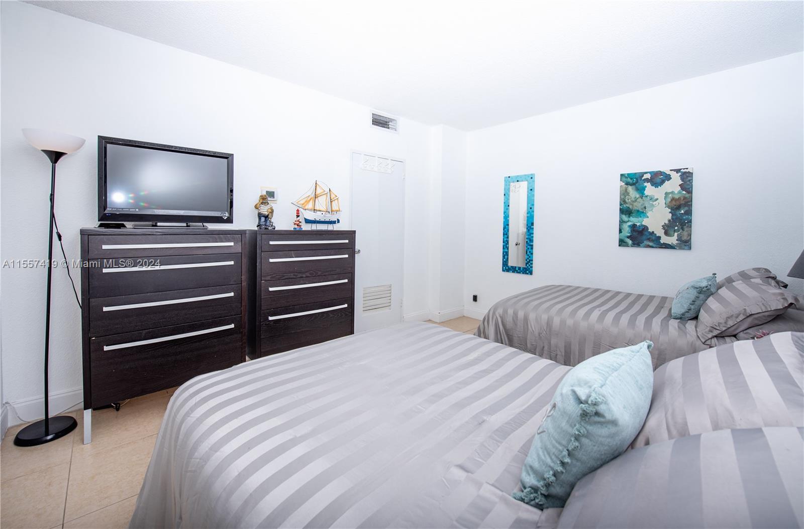 3901 OCEAN DR 9P, Hollywood, Florida 33019, 2 Bedrooms Bedrooms, ,2 BathroomsBathrooms,Residentiallease,For Rent,3901 OCEAN DR 9P,A11557419