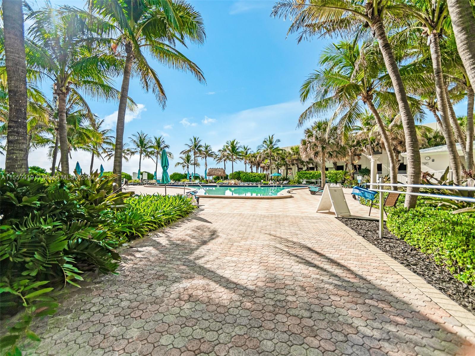 3901 OCEAN DR 9P, Hollywood, Florida 33019, 2 Bedrooms Bedrooms, ,2 BathroomsBathrooms,Residentiallease,For Rent,3901 OCEAN DR 9P,A11557419