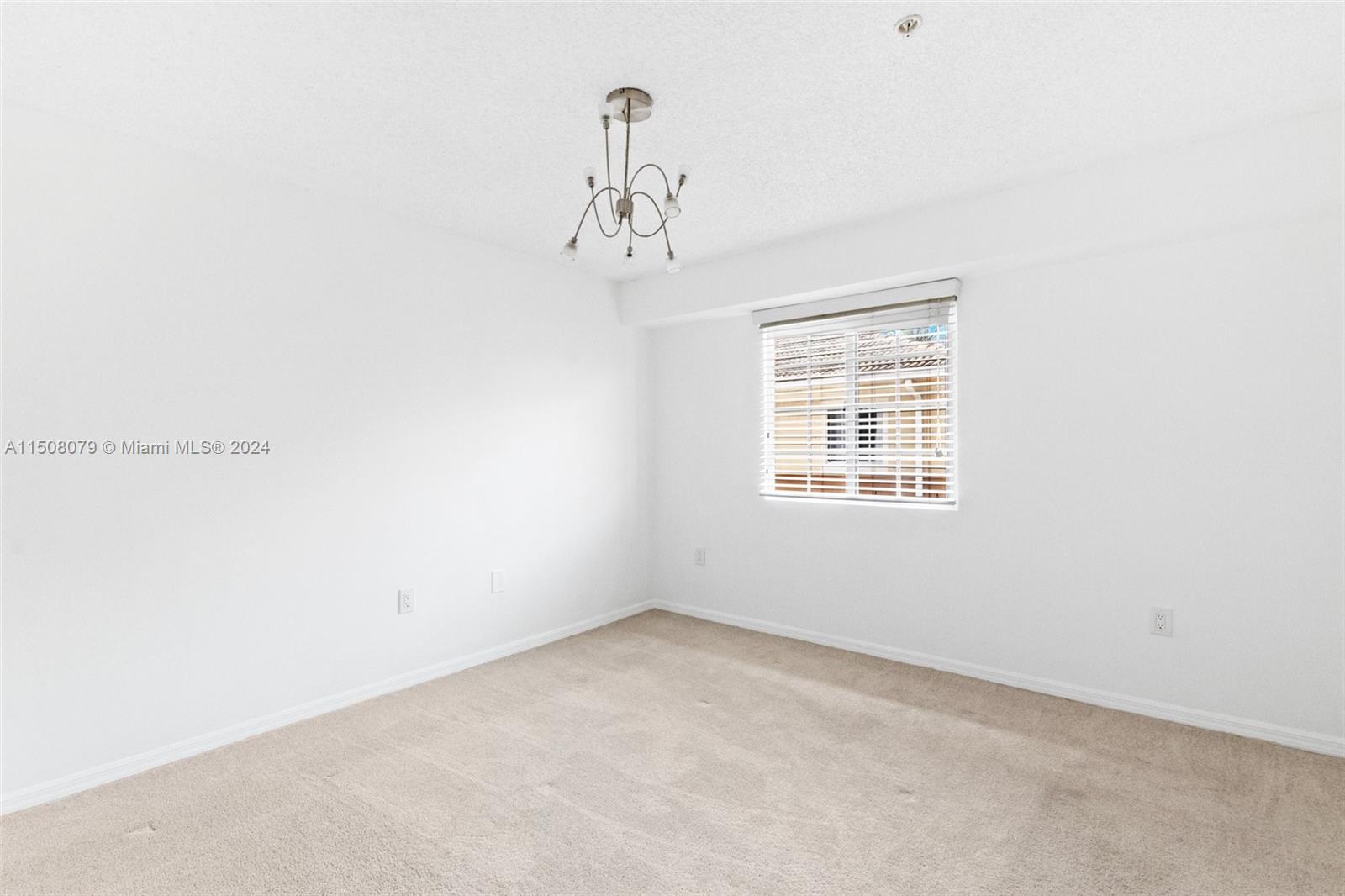 2831 NE 185th St 604, Aventura, Florida 33180, 2 Bedrooms Bedrooms, ,2 BathroomsBathrooms,Residential,For Sale,2831 NE 185th St 604,A11508079