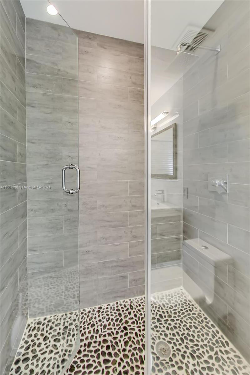 5435 La Gorce Dr, Miami Beach, Florida 33140, 3 Bedrooms Bedrooms, ,3 BathroomsBathrooms,Residential,For Sale,5435 La Gorce Dr,A11557238