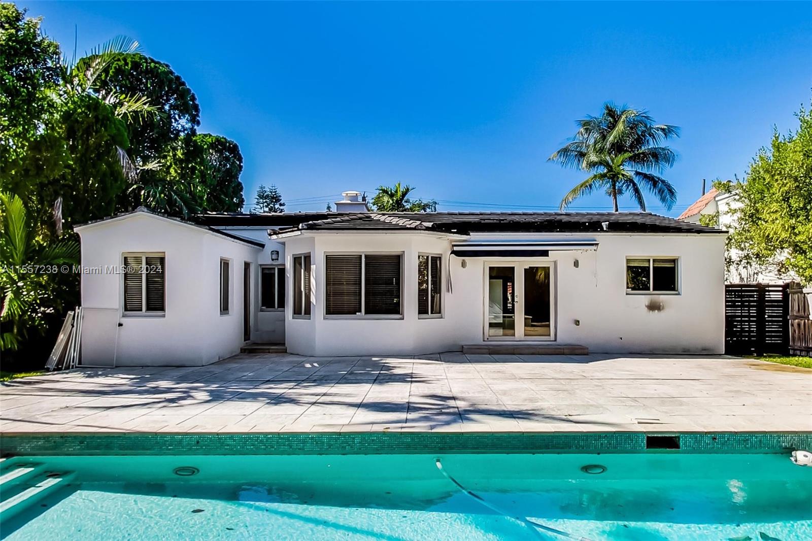 5435 La Gorce Dr, Miami Beach, Florida 33140, 3 Bedrooms Bedrooms, ,3 BathroomsBathrooms,Residential,For Sale,5435 La Gorce Dr,A11557238