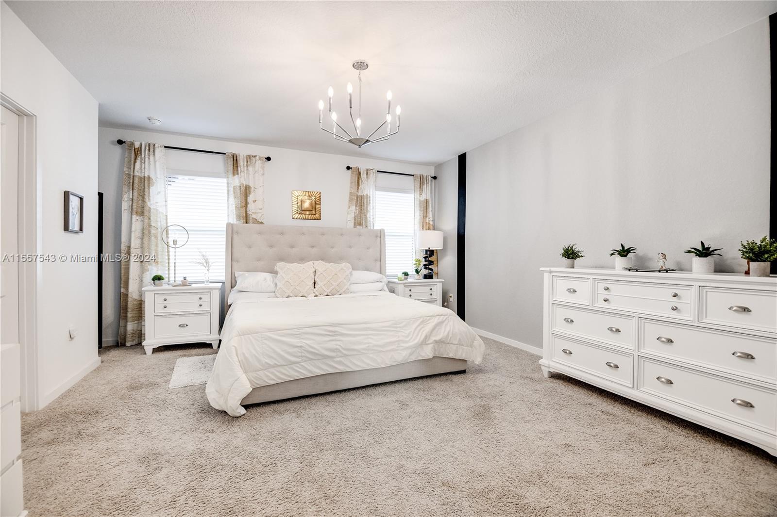 1714 SE 9th Ave, Homestead, Florida 33034, 3 Bedrooms Bedrooms, ,2 BathroomsBathrooms,Residential,For Sale,1714 SE 9th Ave,A11557543