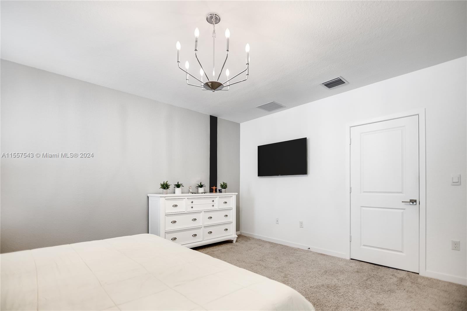 1714 SE 9th Ave, Homestead, Florida 33034, 3 Bedrooms Bedrooms, ,2 BathroomsBathrooms,Residential,For Sale,1714 SE 9th Ave,A11557543