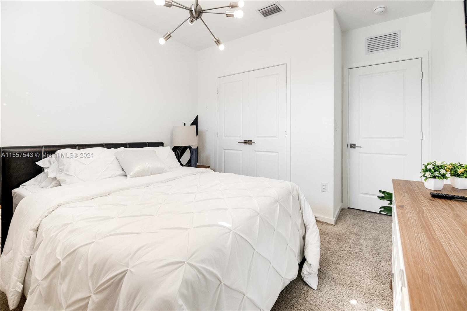 1714 SE 9th Ave, Homestead, Florida 33034, 3 Bedrooms Bedrooms, ,2 BathroomsBathrooms,Residential,For Sale,1714 SE 9th Ave,A11557543