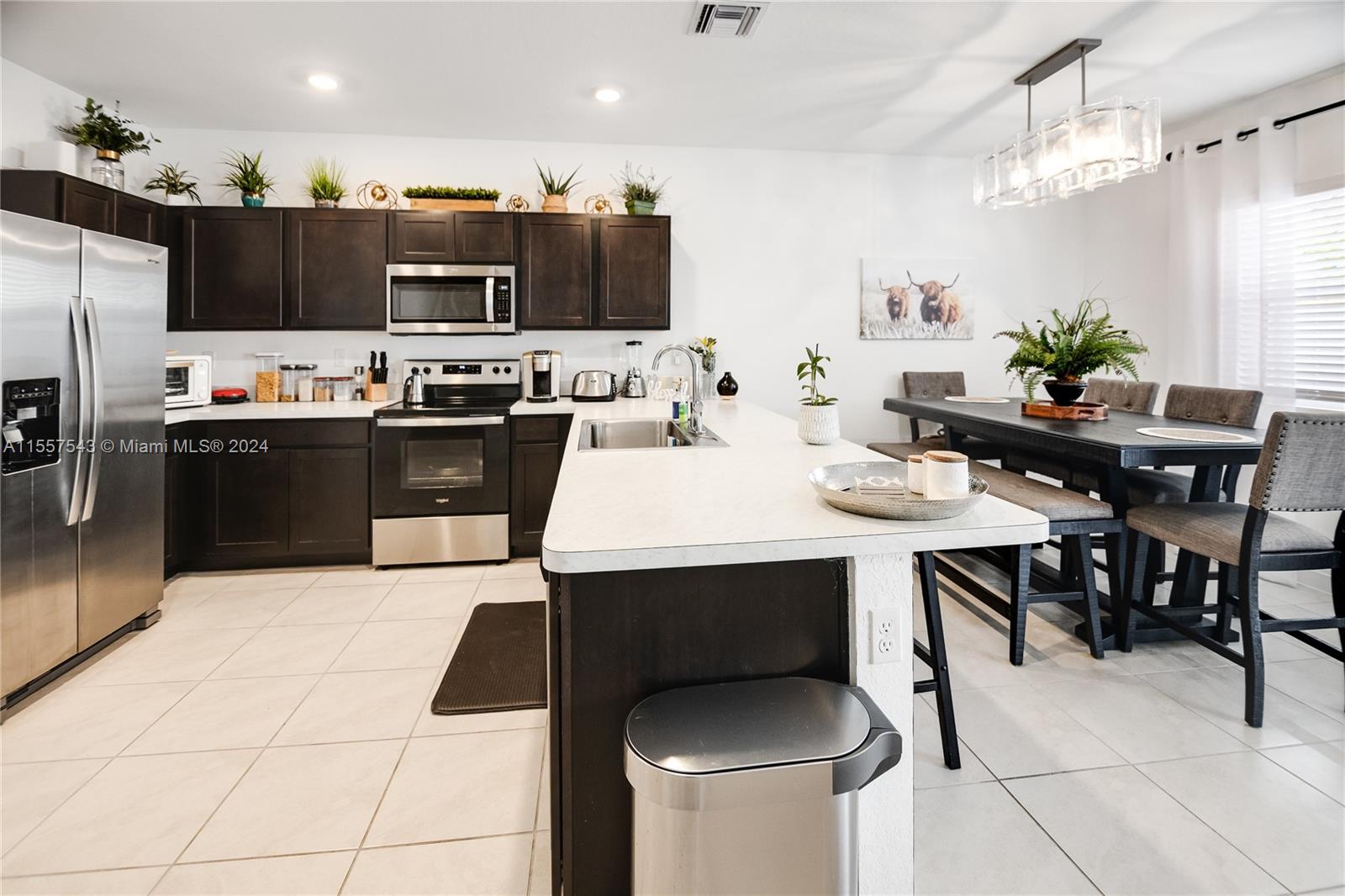 1714 SE 9th Ave, Homestead, Florida 33034, 3 Bedrooms Bedrooms, ,2 BathroomsBathrooms,Residential,For Sale,1714 SE 9th Ave,A11557543