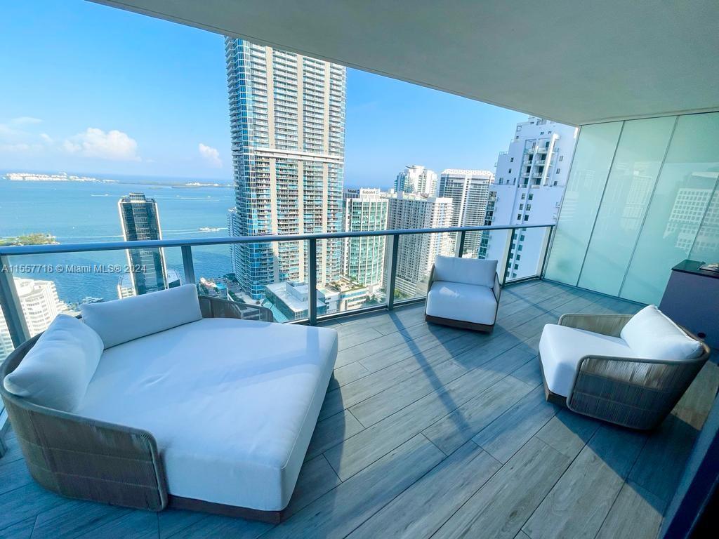 1010 Brickell Ave 4301, Miami, Florida 33131, 3 Bedrooms Bedrooms, ,3 BathroomsBathrooms,Residentiallease,For Rent,1010 Brickell Ave 4301,A11557718