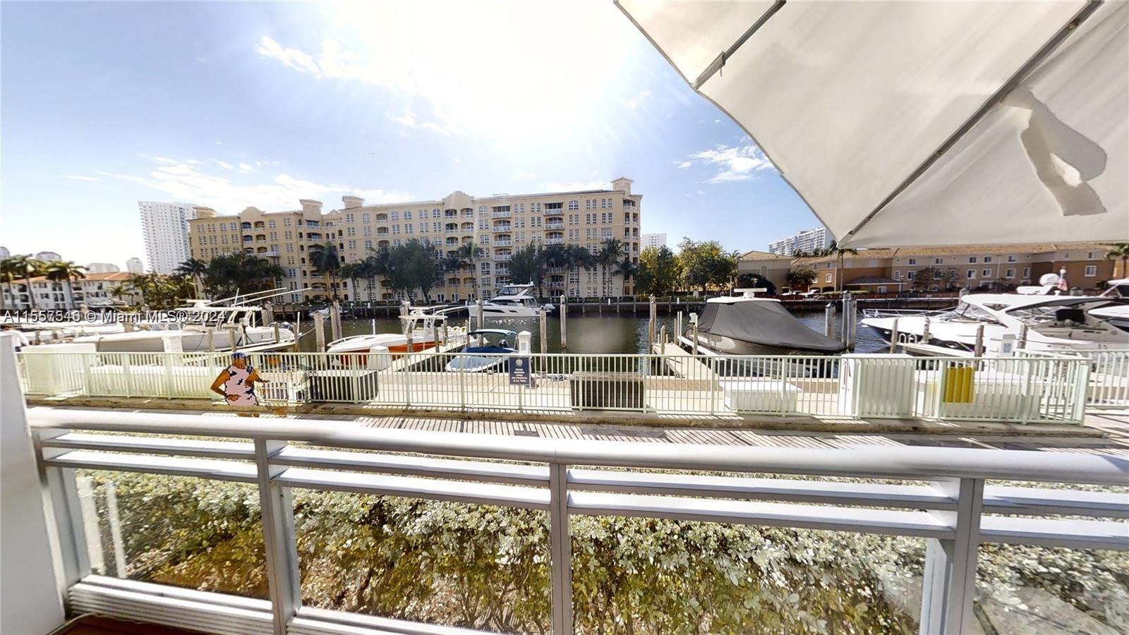 Aventura, Florida 33180, 2 Bedrooms Bedrooms, ,3 BathroomsBathrooms,Residential,For Sale,A11557546