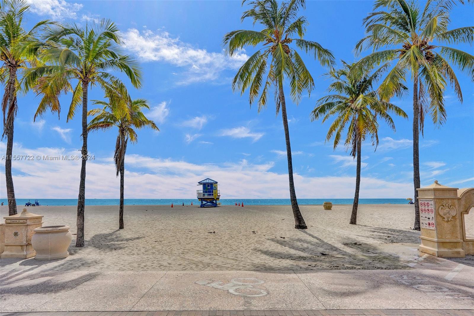 320 S Surf Road 402, Hollywood, Florida 33019, 1 Bedroom Bedrooms, ,1 BathroomBathrooms,Residential,For Sale,320 S Surf Road 402,A11557722