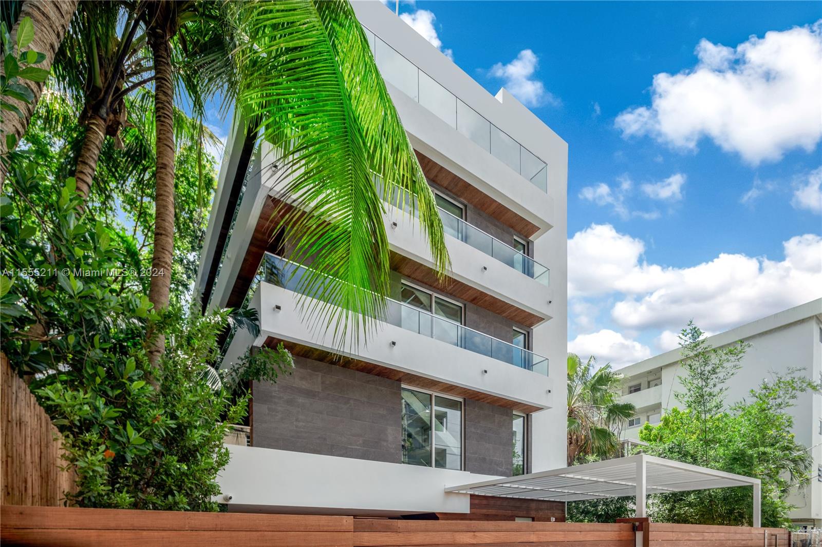 234 Washington Ave D, Miami Beach, Florida 33139, 3 Bedrooms Bedrooms, ,3 BathroomsBathrooms,Residential,For Sale,234 Washington Ave D,A11555211