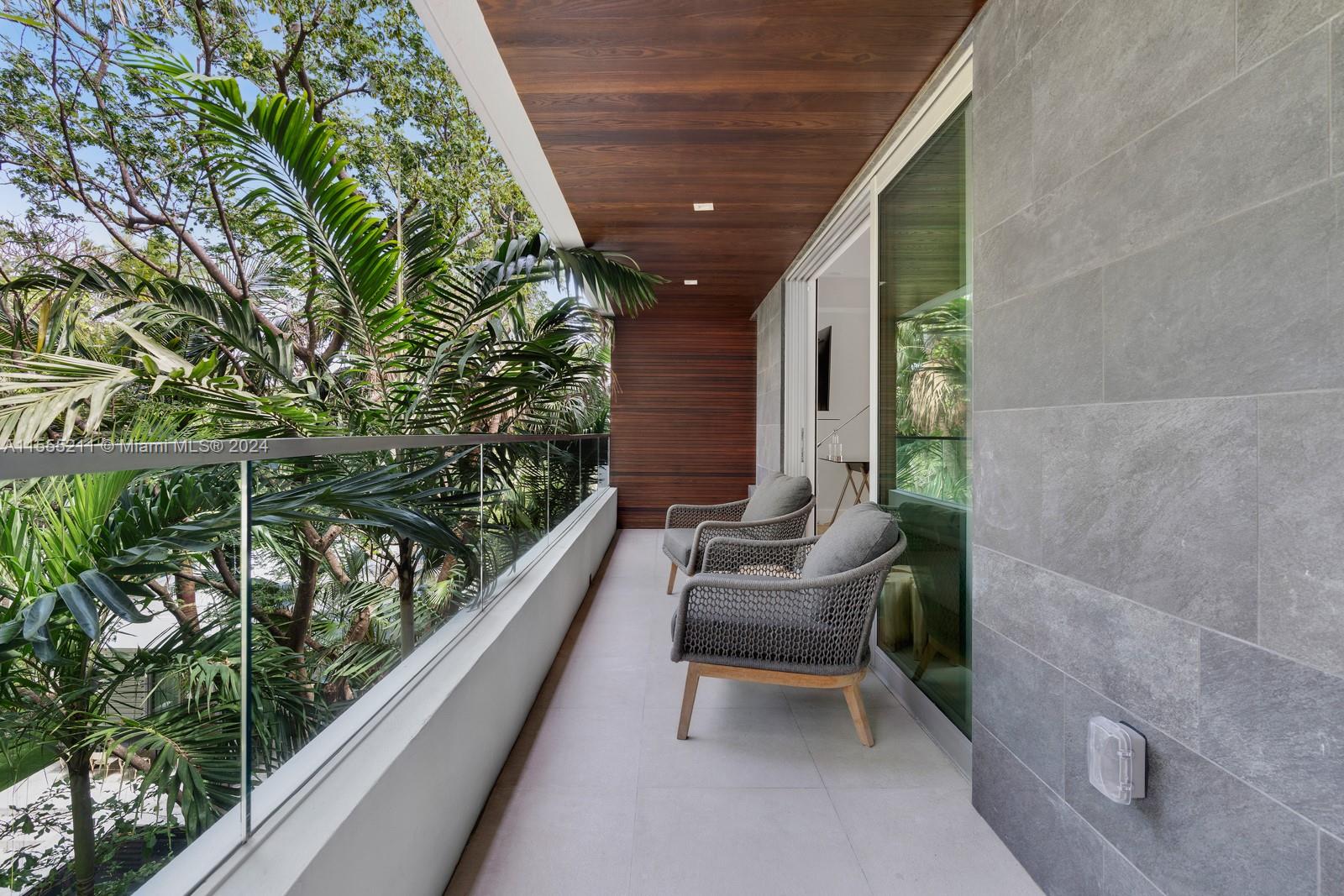 234 Washington Ave D, Miami Beach, Florida 33139, 3 Bedrooms Bedrooms, ,3 BathroomsBathrooms,Residential,For Sale,234 Washington Ave D,A11555211