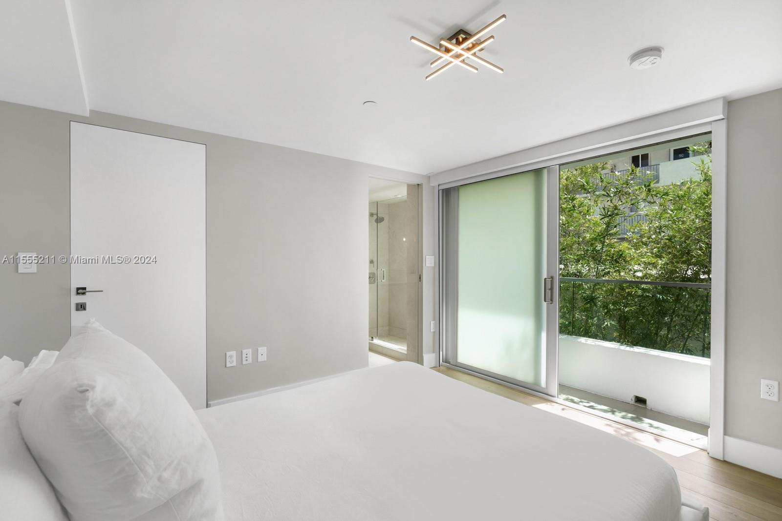 234 Washington Ave D, Miami Beach, Florida 33139, 3 Bedrooms Bedrooms, ,3 BathroomsBathrooms,Residential,For Sale,234 Washington Ave D,A11555211