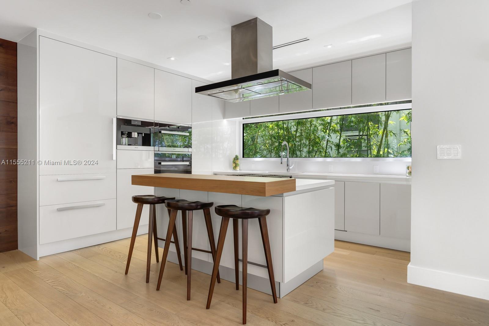234 Washington Ave D, Miami Beach, Florida 33139, 3 Bedrooms Bedrooms, ,3 BathroomsBathrooms,Residential,For Sale,234 Washington Ave D,A11555211