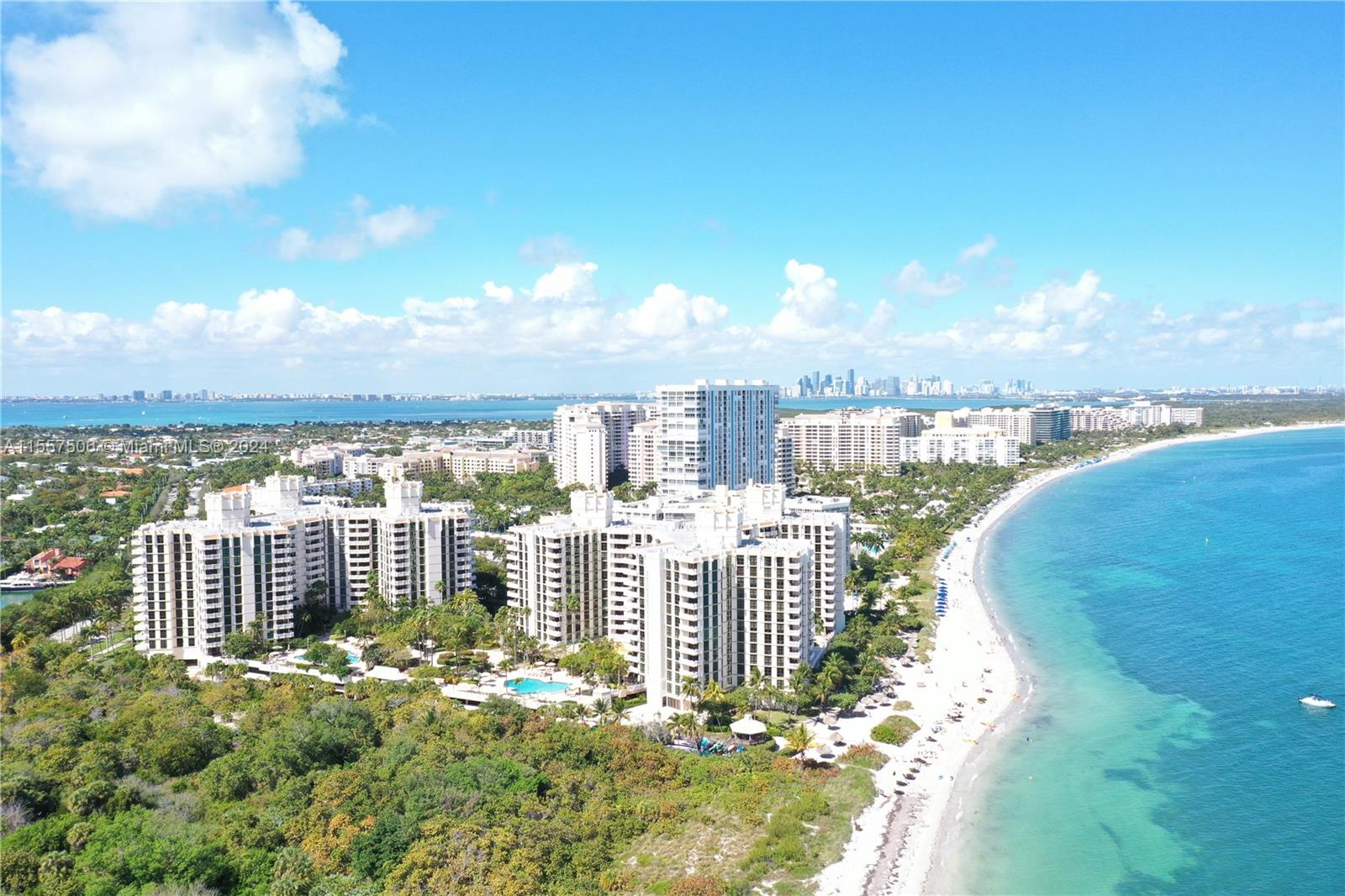 With an excellent location offering unobstructed views of Bill Bags State Park, this spacious corner unit, in very good condition, is situated within the desirable beachfront property of The Towers of Key Biscayne. This sought-after condominium provides direct access to the beach, along with umbrella and lounge chair services. Additionally, residents can enjoy amenities such as a gourmet restaurant, BBQ area, gazebo, playroom, two swimming pools, two tennis courts, a beauty salon, and a modern gym among others. It's truly a dream place to live with your family. Option to rent additional parking in the building (already rented).