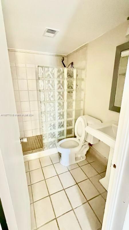 1631 NE 114th St 201, Miami, Florida 33181, 2 Bedrooms Bedrooms, ,2 BathroomsBathrooms,Residentiallease,For Rent,1631 NE 114th St 201,A11557713