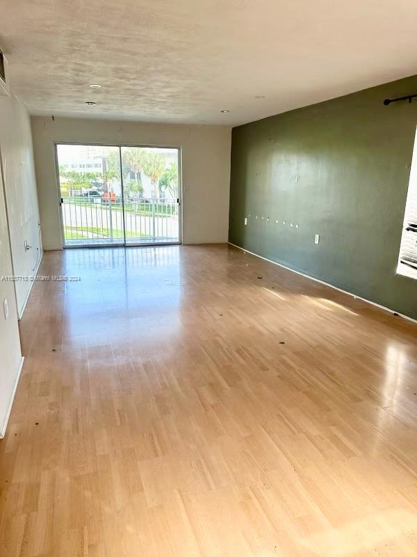 1631 NE 114th St 201, Miami, Florida 33181, 2 Bedrooms Bedrooms, ,2 BathroomsBathrooms,Residentiallease,For Rent,1631 NE 114th St 201,A11557713