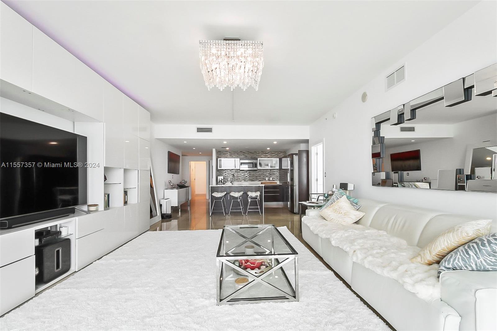 Spacious living/dining and American style-open kitchen for entertaining.