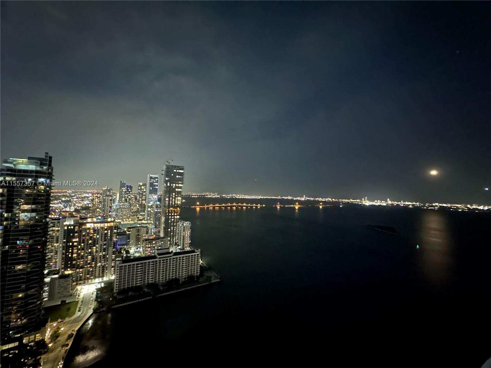 1900 N Bayshore Dr 4502, Miami, Florida 33132, 2 Bedrooms Bedrooms, ,2 BathroomsBathrooms,Residential,For Sale,1900 N Bayshore Dr 4502,A11557357