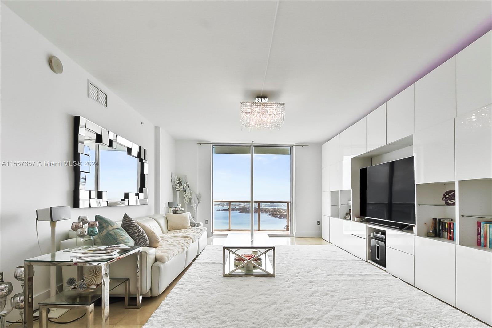 Large and spacious unit.  Split bedroom floor plan for privacy.