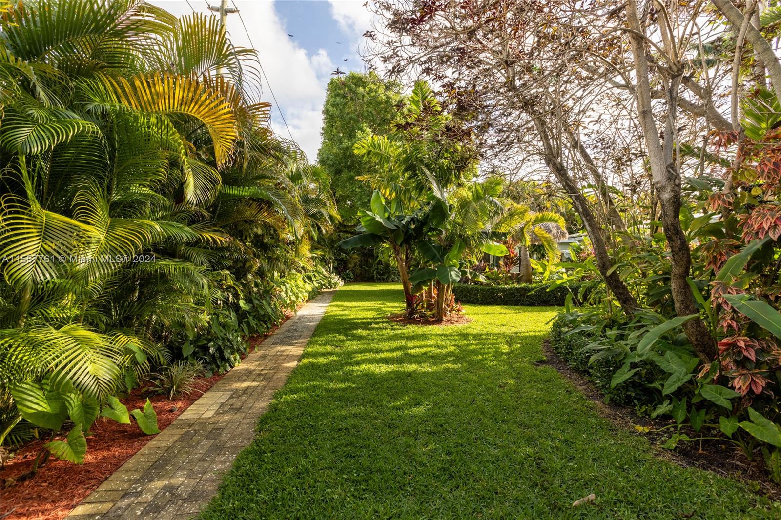 1332 NE 16th Ter, Fort Lauderdale, Florida 33304, 5 Bedrooms Bedrooms, ,3 BathroomsBathrooms,Residential,For Sale,1332 NE 16th Ter,A11557761