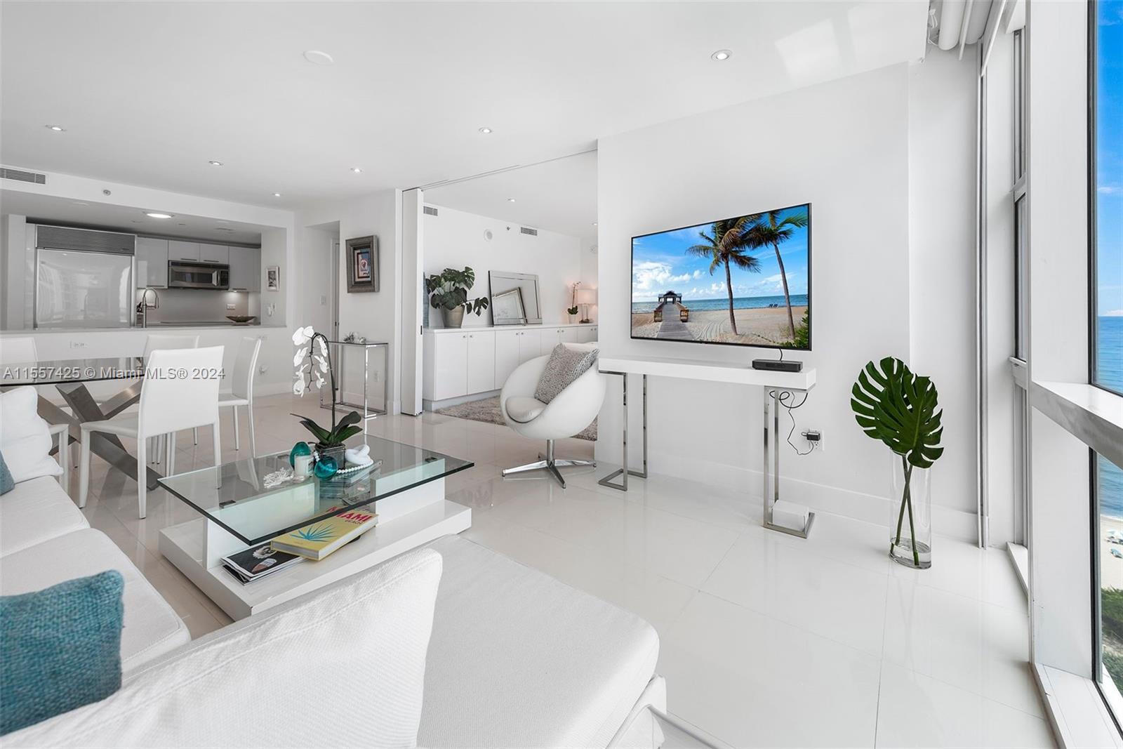 6801 Collins Ave 1206, Miami Beach, Florida 33141, 2 Bedrooms Bedrooms, ,2 BathroomsBathrooms,Residentiallease,For Rent,6801 Collins Ave 1206,A11557425