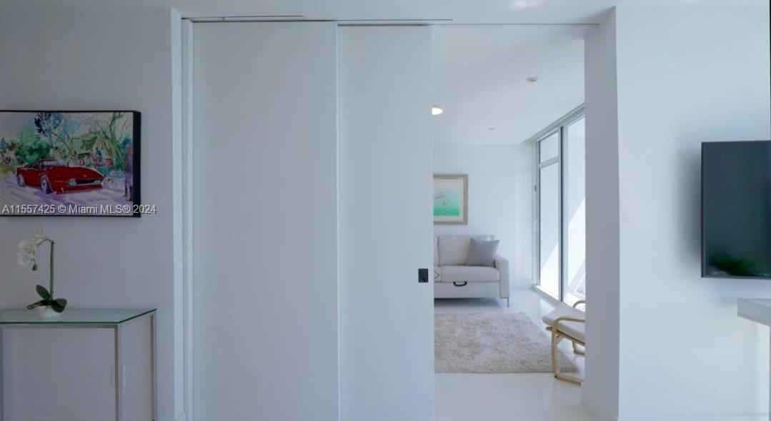 6801 Collins Ave 1206, Miami Beach, Florida 33141, 2 Bedrooms Bedrooms, ,2 BathroomsBathrooms,Residentiallease,For Rent,6801 Collins Ave 1206,A11557425