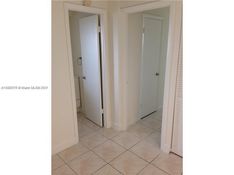 9440 Fontainebleau Blvd 305, Miami, Florida 33172, 1 Bedroom Bedrooms, ,1 BathroomBathrooms,Residentiallease,For Rent,9440 Fontainebleau Blvd 305,A11557775