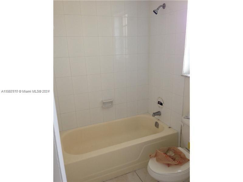 9440 Fontainebleau Blvd 305, Miami, Florida 33172, 1 Bedroom Bedrooms, ,1 BathroomBathrooms,Residentiallease,For Rent,9440 Fontainebleau Blvd 305,A11557775