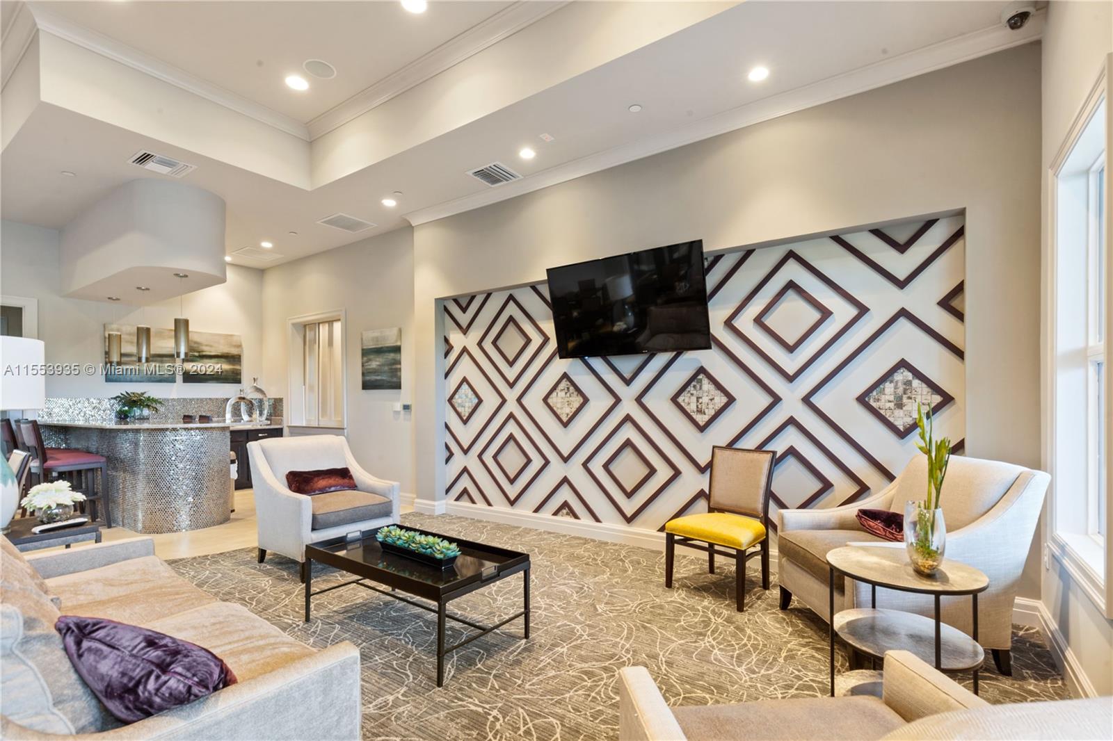 4125 Large Leaf Ln 4125, Hollywood, Florida 33021, 3 Bedrooms Bedrooms, ,2 BathroomsBathrooms,Residentiallease,For Rent,4125 Large Leaf Ln 4125,A11553935