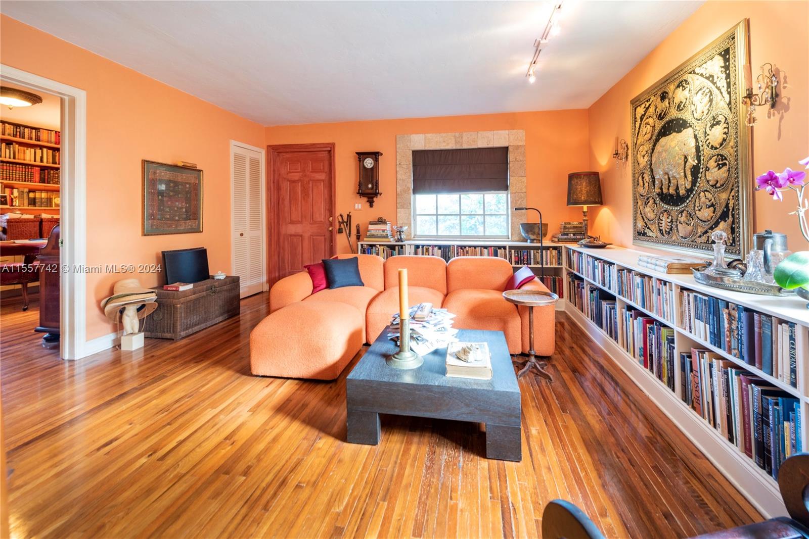 Listing Photo 5