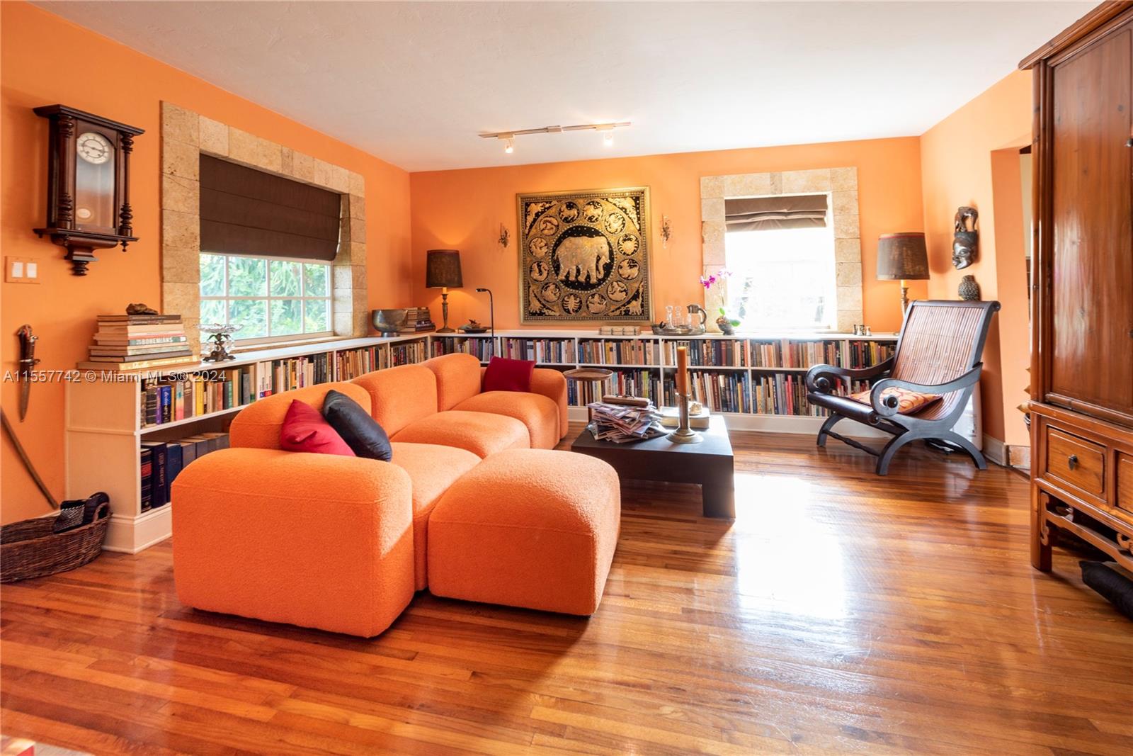 1646 Mayo St, Hollywood, Florida 33020, 2 Bedrooms Bedrooms, ,1 BathroomBathrooms,Residential,For Sale,1646 Mayo St,A11557742