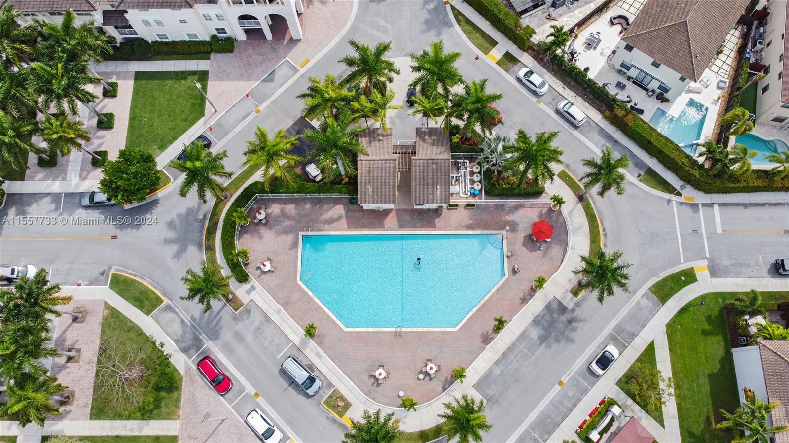 11503 NW 89th St 215, Doral, Florida 33178, 3 Bedrooms Bedrooms, ,2 BathroomsBathrooms,Residential,For Sale,11503 NW 89th St 215,A11557733