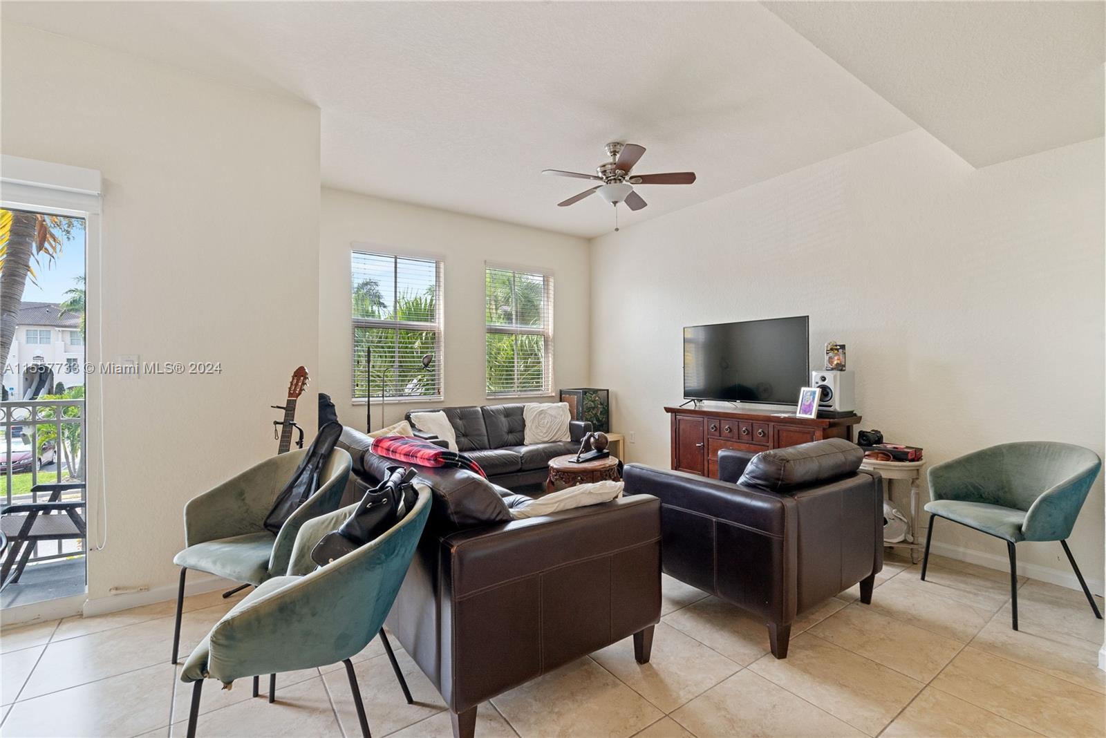 11503 NW 89th St 215, Doral, Florida 33178, 3 Bedrooms Bedrooms, ,2 BathroomsBathrooms,Residential,For Sale,11503 NW 89th St 215,A11557733