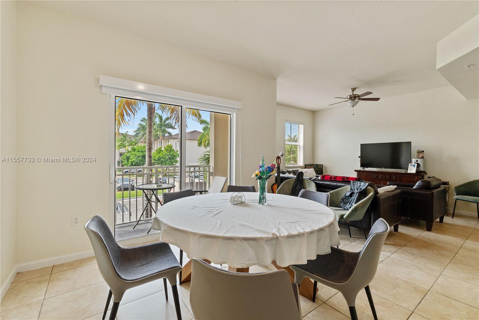 11503 NW 89th St 215, Doral, Florida 33178, 3 Bedrooms Bedrooms, ,2 BathroomsBathrooms,Residential,For Sale,11503 NW 89th St 215,A11557733